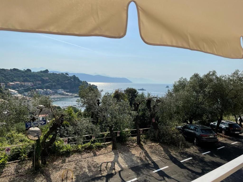Monolocale Baia Dei Delfini Διαμέρισμα Πόρτο Βένερε Εξωτερικό φωτογραφία